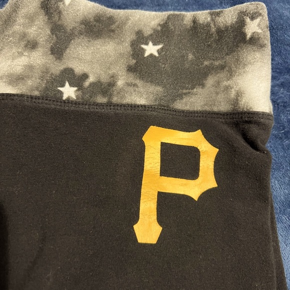 Victoria’s Secret Pink  Pittsburgh pirates capris yoga pants L - Picture 5 of 5
